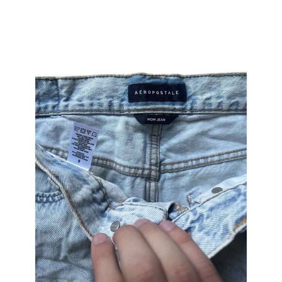 Aeropostale Distressed Mom Jean Women’s Jeans Size 6 - Picture 2 of 2